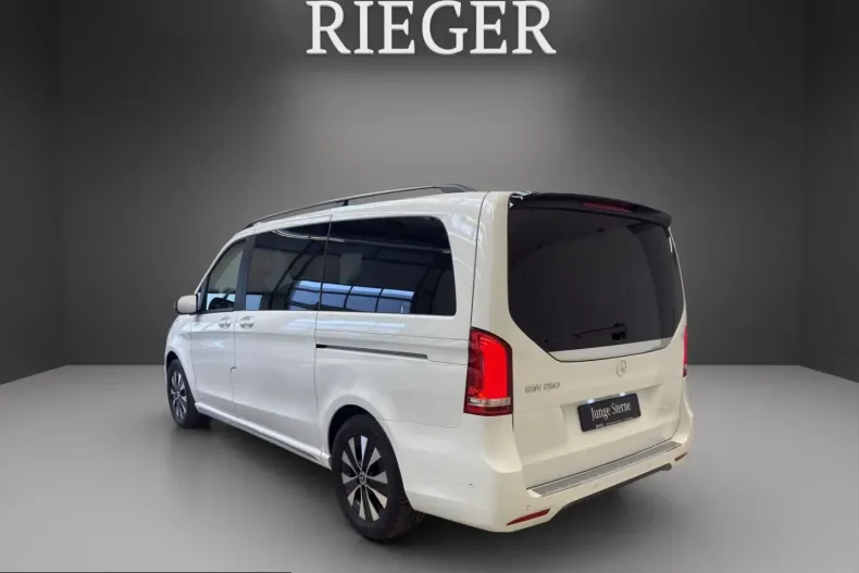 Mercedes-Benz EQV (Clasa V) din 2024 cu 11.387 km - oferta MER241063 - foto 9