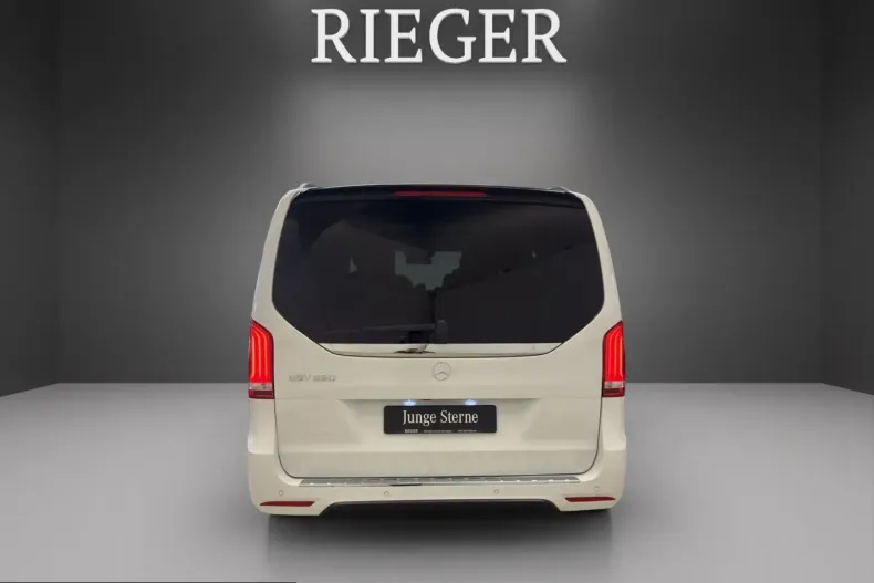 Mercedes-Benz EQV (Clasa V) din 2024 cu 11.387 km - oferta MER241063 - foto 10