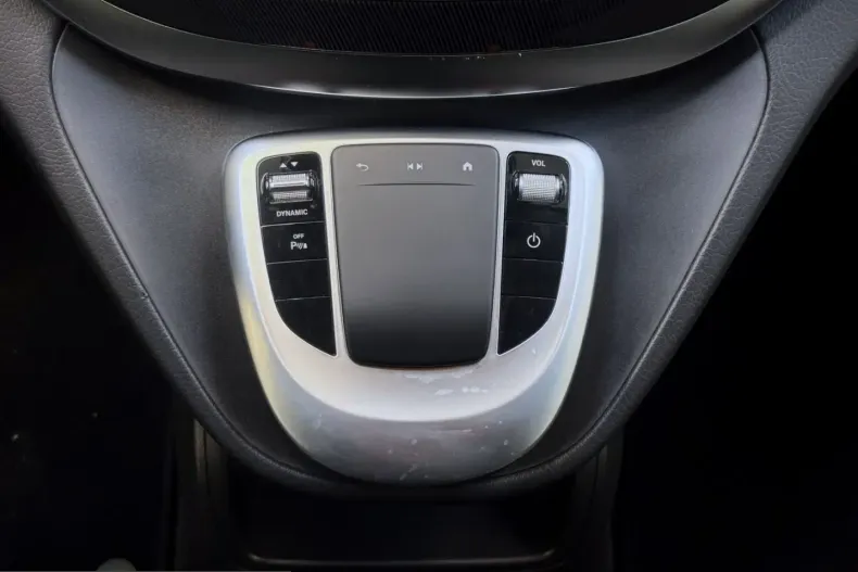 Mercedes-Benz EQV (Clasa V) din 2024 cu 11.387 km - oferta MER241063 - foto 20