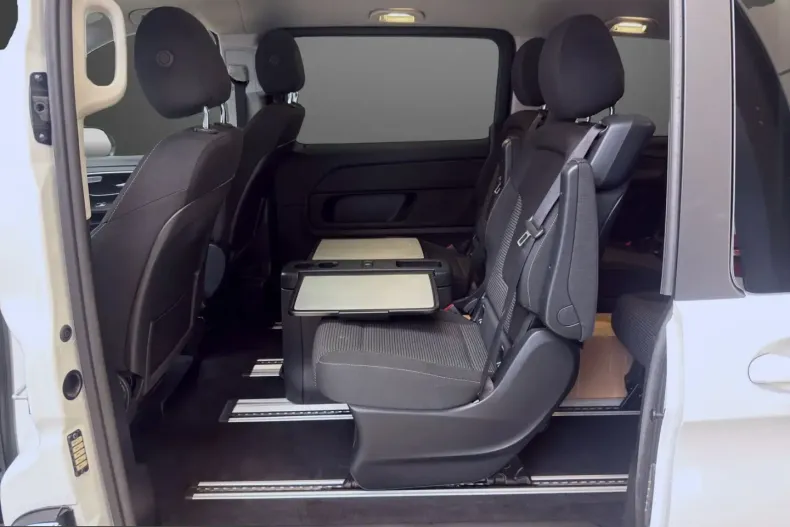 Mercedes-Benz EQV (Clasa V) din 2024 cu 11.387 km - oferta MER241063 - foto 23