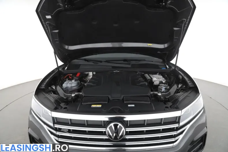 Volkswagen Touareg din 2023 cu 61.554 km - oferta VOL241066 - foto 8