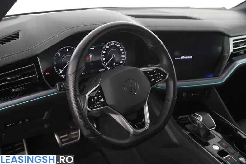 Volkswagen Touareg din 2023 cu 61.554 km - oferta VOL241066 - foto 11