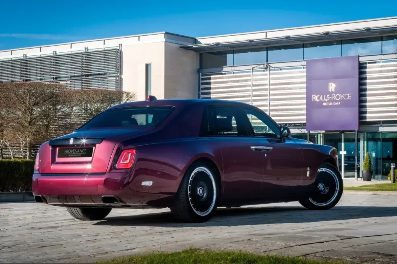 Rolls-Royce Phantom din 2023 cu 12.105 km - oferta ROL241069 - foto 5
