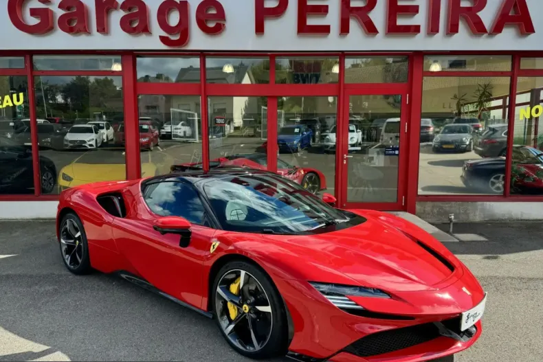 Ferrari SF90 din 2023 cu 2.990 km - oferta FER241071 - foto 3