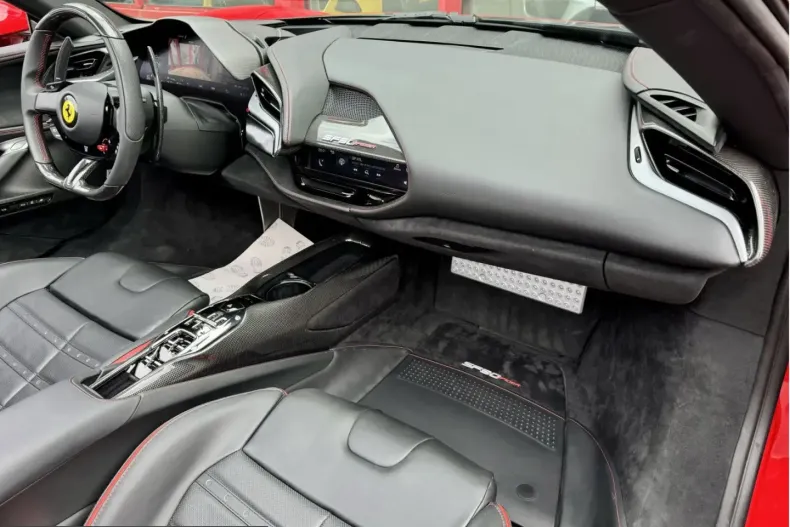 Ferrari SF90 din 2023 cu 2.990 km - oferta FER241071 - foto 11