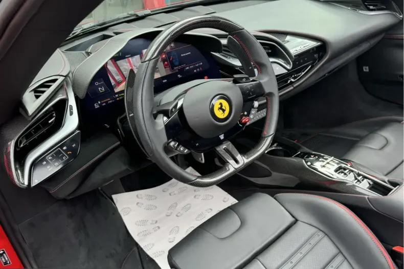 Ferrari SF90 din 2023 cu 2.990 km - oferta FER241071 - foto 13