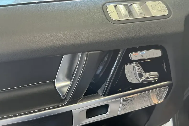 Mercedes-Benz G 63 AMG (Clasa G) din 2023 cu 31.042 km - oferta MER241077 - foto 11