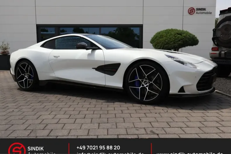 Aston Martin Vanquish din 2024 cu 12.500 km - oferta AST241079 - foto 1
