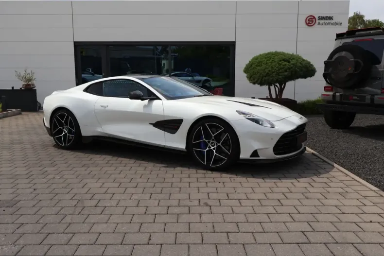 Aston Martin Vanquish din 2024 cu 12.500 km - oferta AST241079 - foto 3