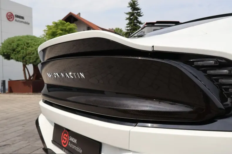 Aston Martin Vanquish din 2024 cu 12.500 km - oferta AST241079 - foto 11