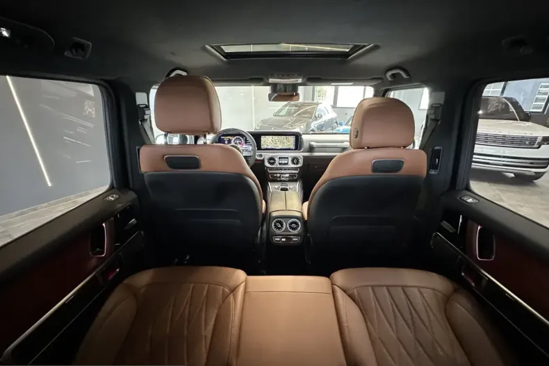 Mercedes-Benz G 63 AMG (Clasa G) din 2023 cu 64.500 km - oferta MER241083 - foto 27