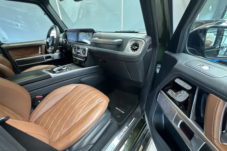 Mercedes-Benz G 63 AMG (Clasa G) din 2023 cu 64.500 km - oferta MER241083 - foto 32