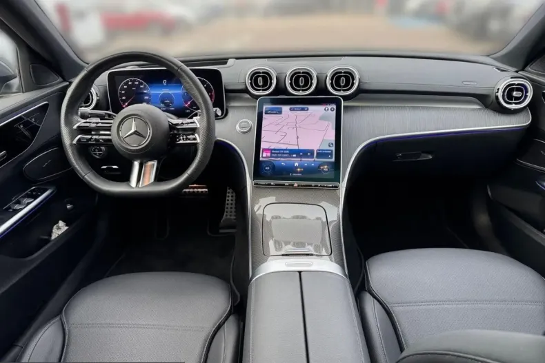 Mercedes-Benz C 300 (Clasa C) din 2023 cu 55.955 km - oferta MER241086 - foto 10