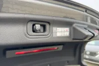 Mercedes-Benz C 300 (Clasa C) din 2023 cu 55.955 km - oferta MER241086 - foto 13