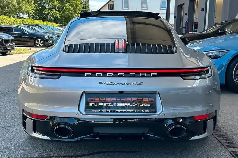 Porsche 911 din 2023 cu 18.750 km - oferta POR241092 - foto 12