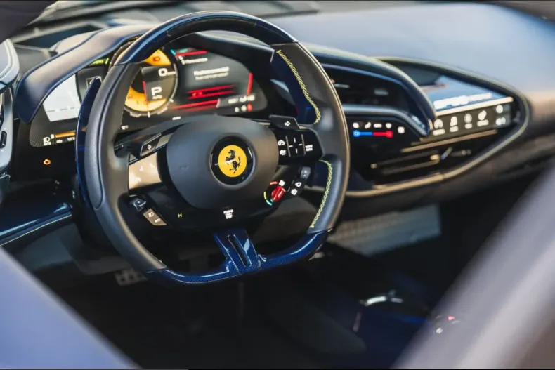 Ferrari SF90 din 2022 cu 2.644 km - oferta FER241094 - foto 10