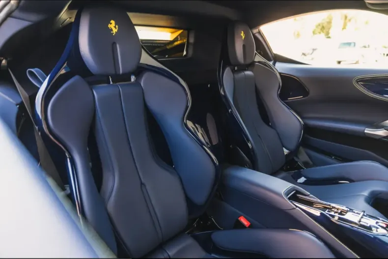 Ferrari SF90 din 2022 cu 2.644 km - oferta FER241094 - foto 13