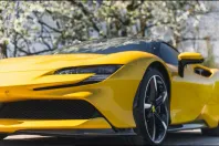 Ferrari SF90 din 2022 cu 2.644 km - oferta FER241094 - foto 22