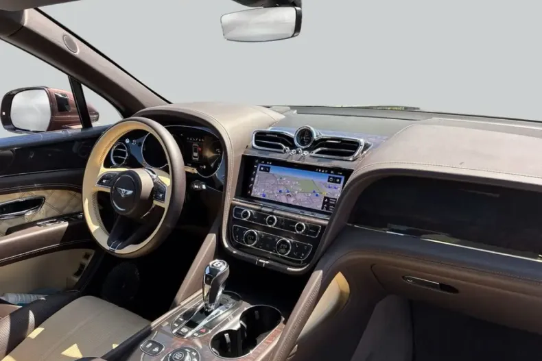 Bentley Bentayga din 2022 cu 69.999 km - oferta BEN241099 - foto 4