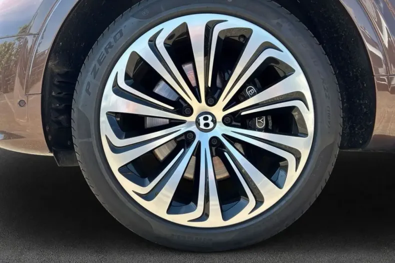 Bentley Bentayga din 2022 cu 69.999 km - oferta BEN241099 - foto 7