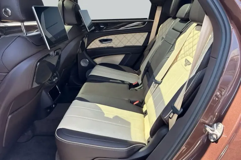 Bentley Bentayga din 2022 cu 69.999 km - oferta BEN241099 - foto 14