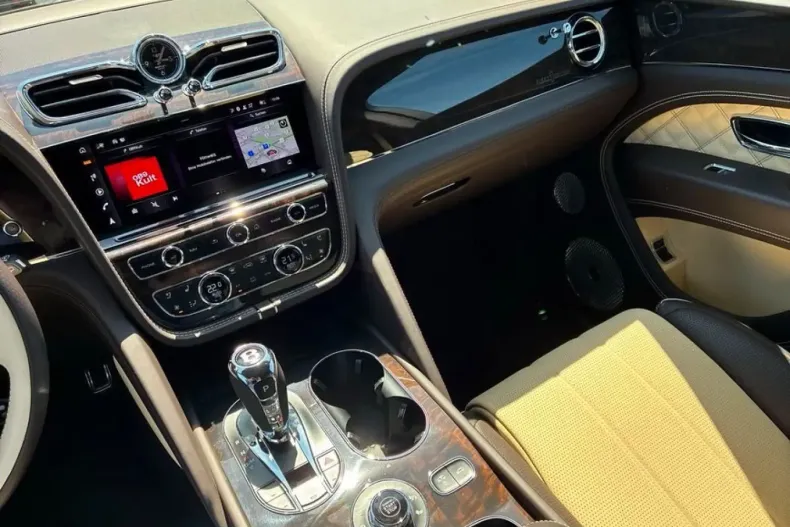 Bentley Bentayga din 2022 cu 69.999 km - oferta BEN241099 - foto 26