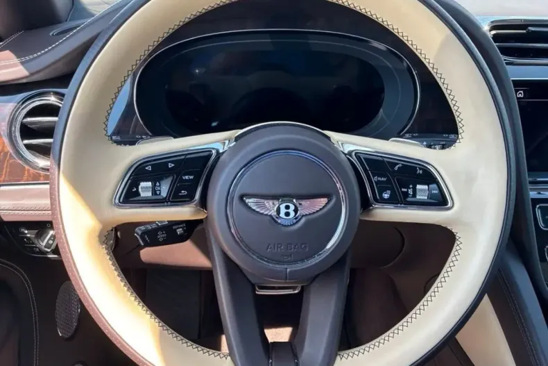 Bentley Bentayga din 2022 cu 69.999 km - oferta BEN241099 - foto 30