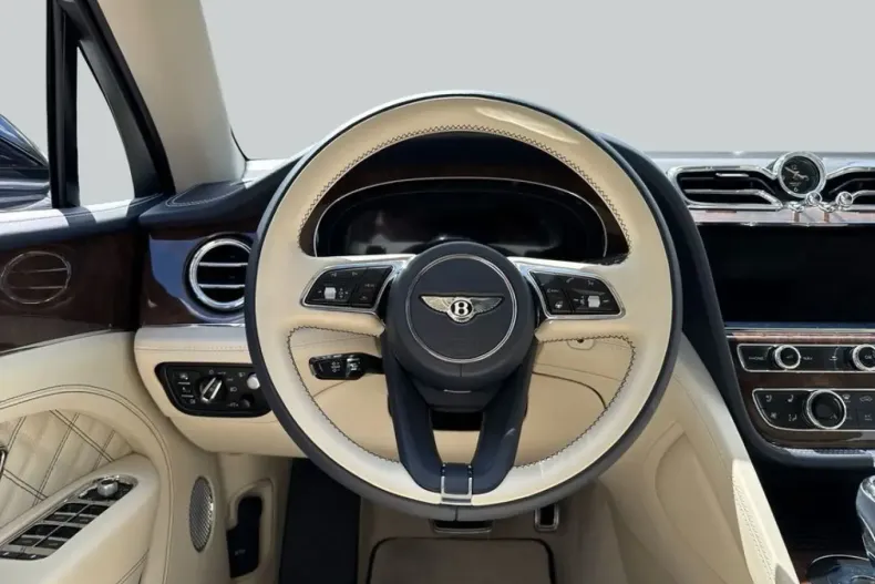 Bentley Bentayga din 2022 cu 23.963 km - oferta BEN241100 - foto 16