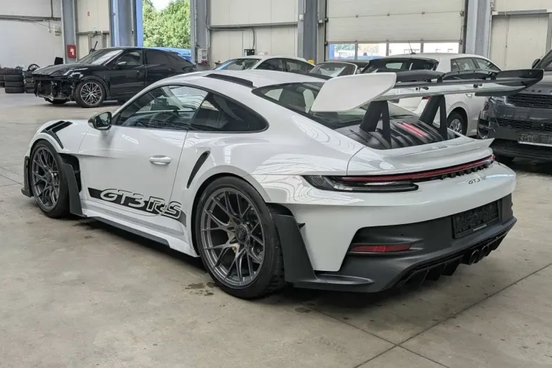 Porsche 911 din 2025 cu 4.021 km - oferta POR241102 - foto 2