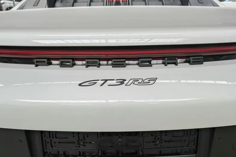 Porsche 911 din 2025 cu 4.021 km - oferta POR241102 - foto 20