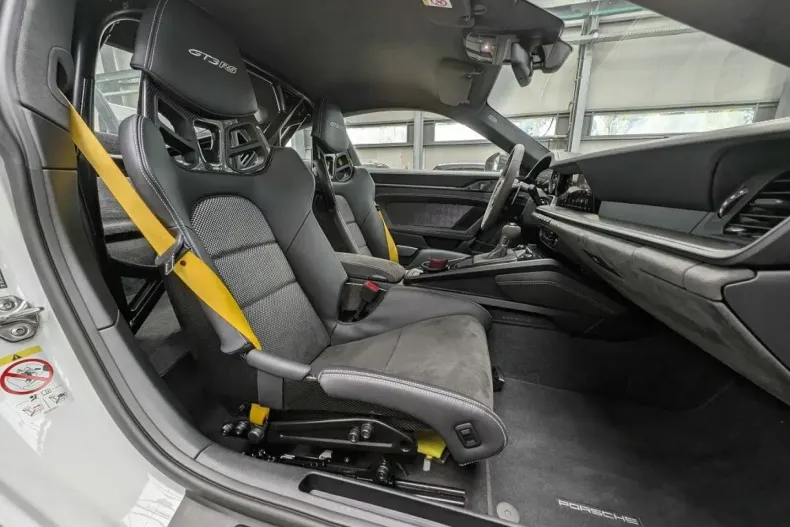 Porsche 911 din 2025 cu 4.021 km - oferta POR241102 - foto 21