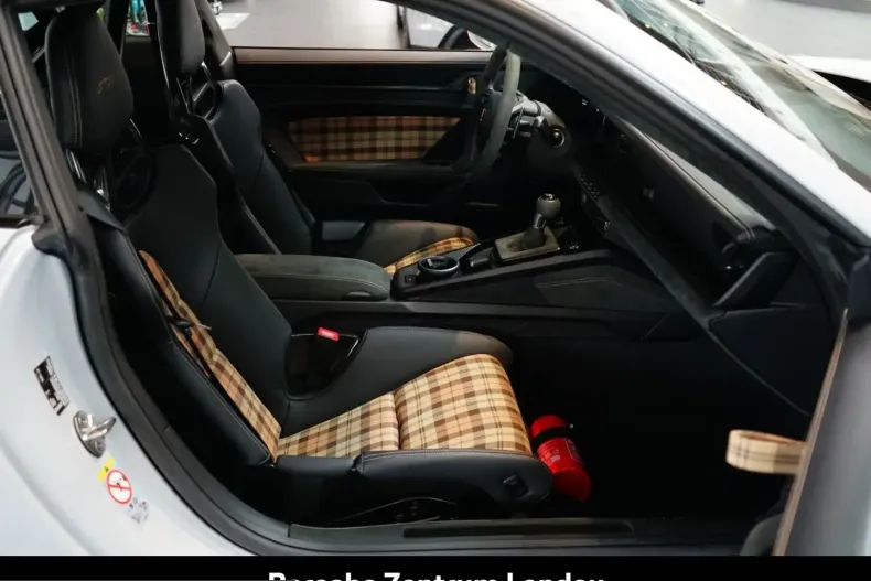 Porsche 992 din 2025 cu 4.750 km - oferta POR241105 - foto 10