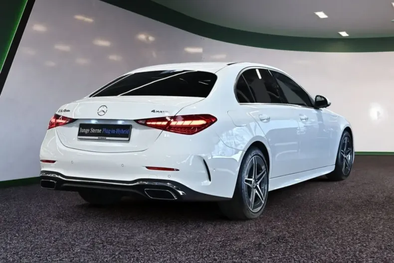 Mercedes-Benz C 300 (Clasa C) din 2024 cu 14.698 km - oferta MER241110 - foto 3