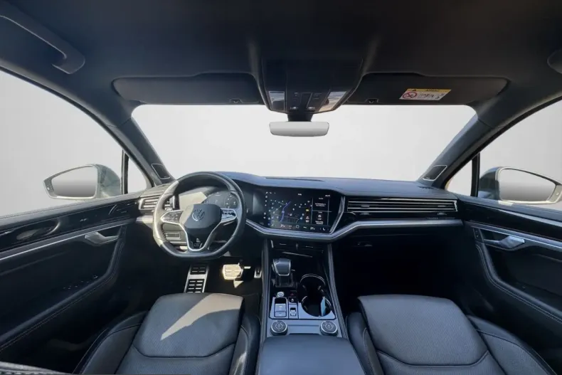 Volkswagen Touareg din 2023 cu 76.600 km - oferta VOL241115 - foto 5