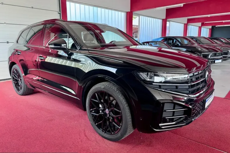 Volkswagen Touareg din 2024 cu 28.400 km - oferta VOL241116 - foto 2