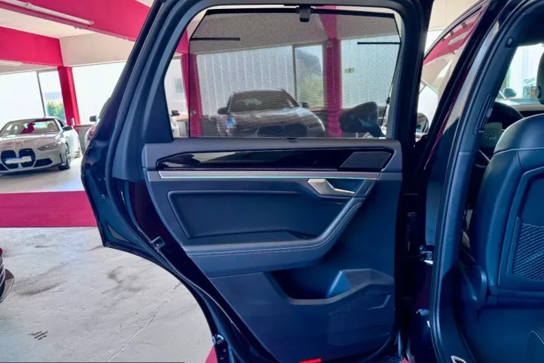 Volkswagen Touareg din 2024 cu 28.400 km - oferta VOL241116 - foto 32