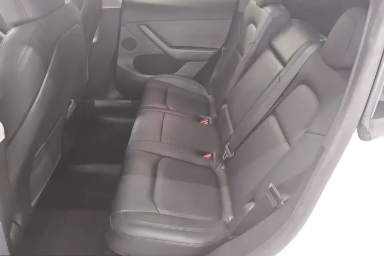 Tesla Model Y din 2023 cu 135.875 km - oferta TES241117 - foto 12