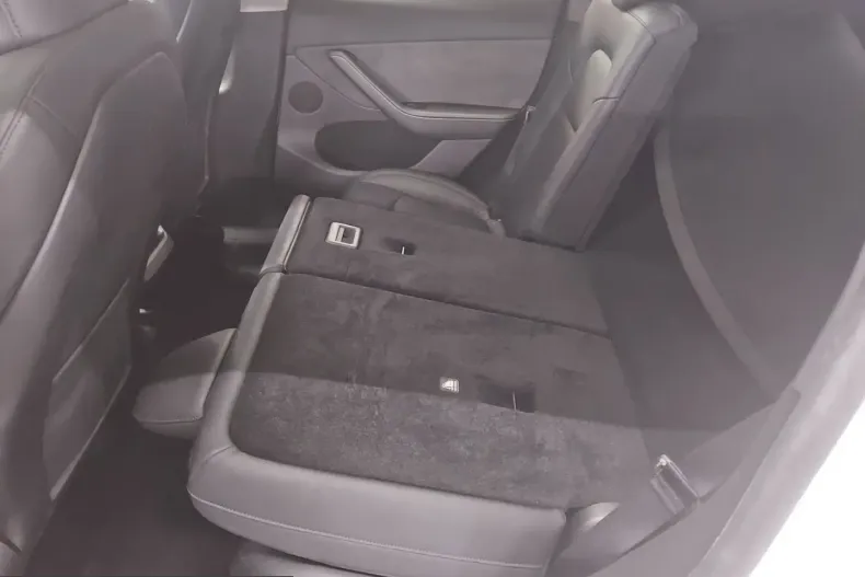 Tesla Model Y din 2023 cu 135.875 km - oferta TES241117 - foto 13