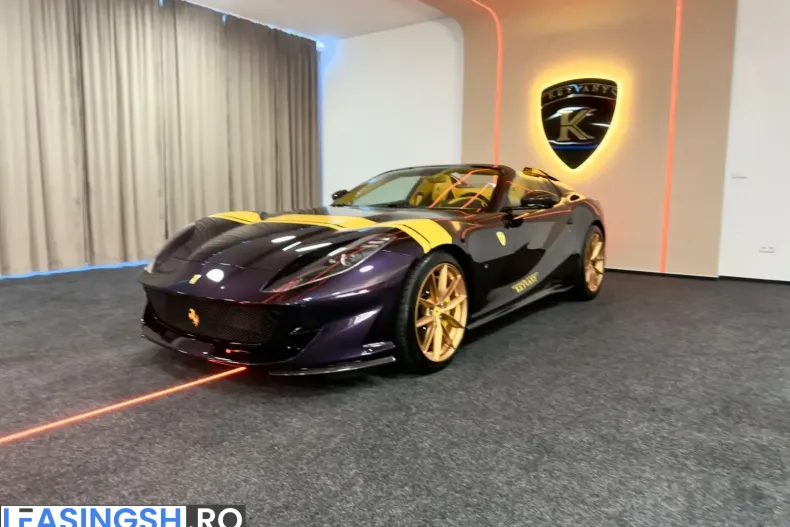 Ferrari 812 din 2023 cu 1.400 km - oferta FER241121 - foto 3