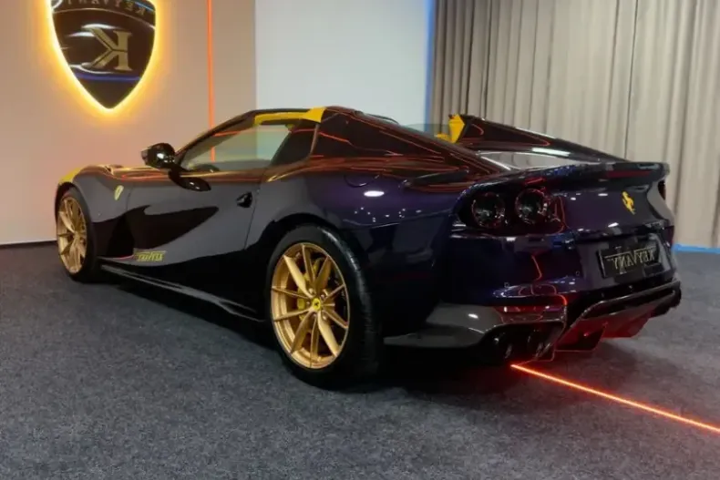 Ferrari 812 din 2023 cu 1.400 km - oferta FER241121 - foto 6