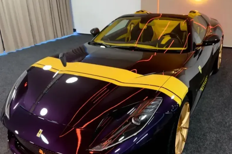 Ferrari 812 din 2023 cu 1.400 km - oferta FER241121 - foto 15