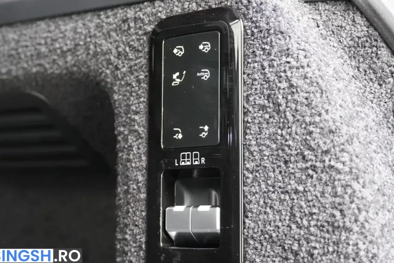 Land Rover Range Rover din 2023 cu 54.100 km - oferta LAN241133 - foto 38