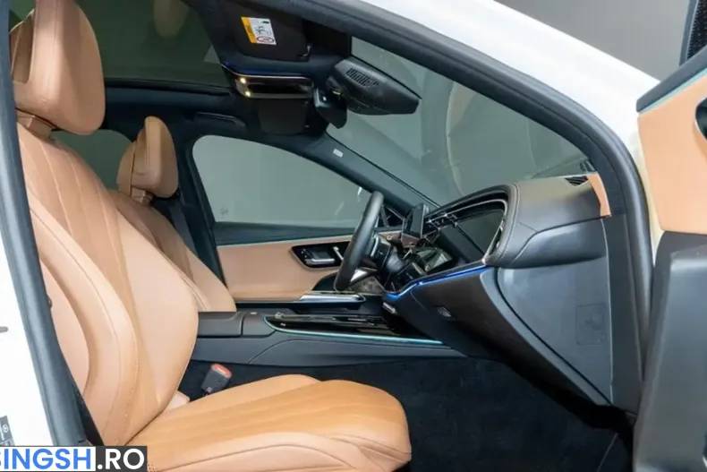 Mercedes-Benz E 220 (Clasa E) din 2024 cu 14.318 km - oferta MER241138 - foto 9