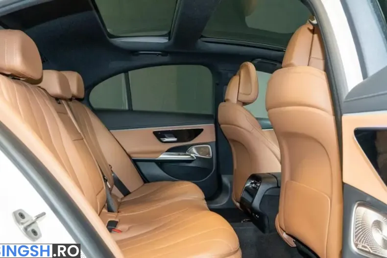 Mercedes-Benz E 220 (Clasa E) din 2024 cu 14.318 km - oferta MER241138 - foto 13