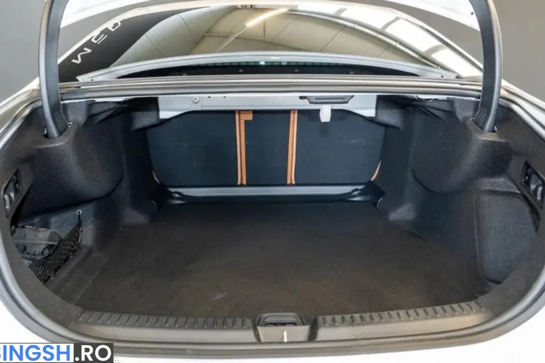 Mercedes-Benz E 220 (Clasa E) din 2024 cu 14.318 km - oferta MER241138 - foto 15