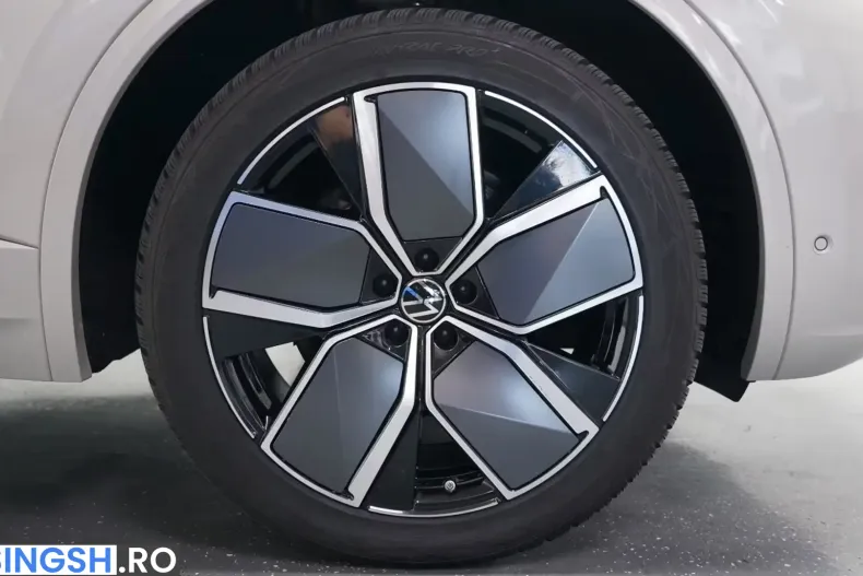 Volkswagen Touareg din 2025 cu 36.000 km - oferta VOL241151 - foto 39