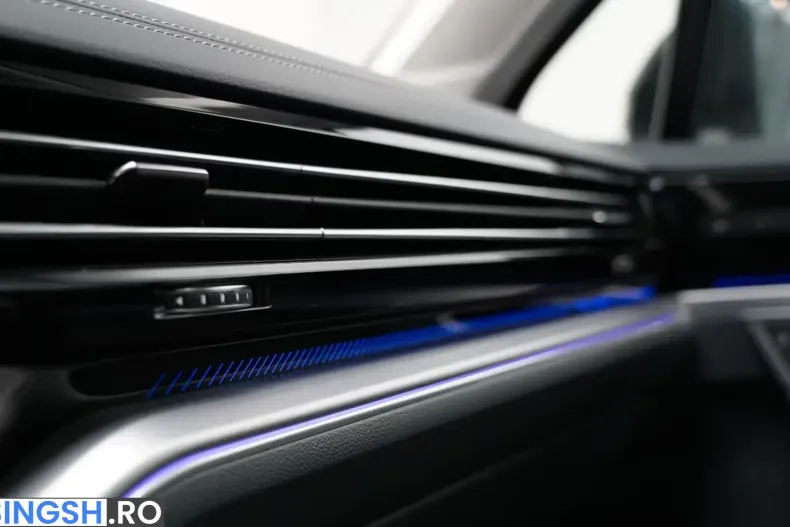 Volkswagen Touareg din 2023 cu 79.900 km - oferta VOL241152 - foto 33
