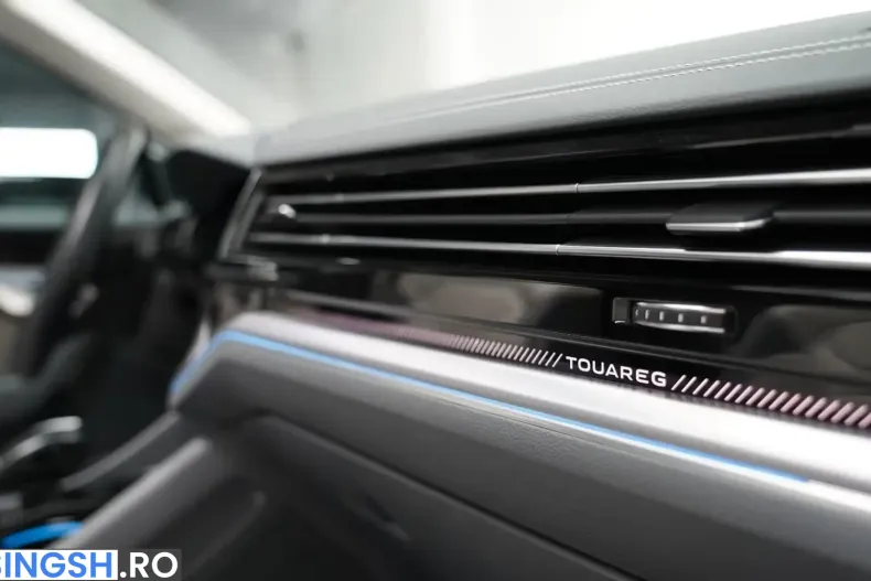 Volkswagen Touareg din 2023 cu 79.900 km - oferta VOL241152 - foto 34