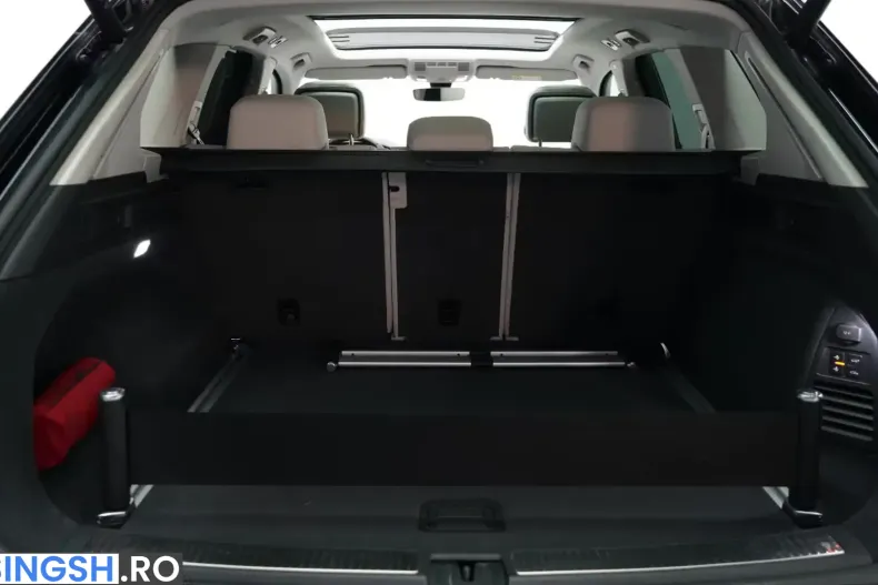 Volkswagen Touareg din 2023 cu 79.900 km - oferta VOL241152 - foto 36