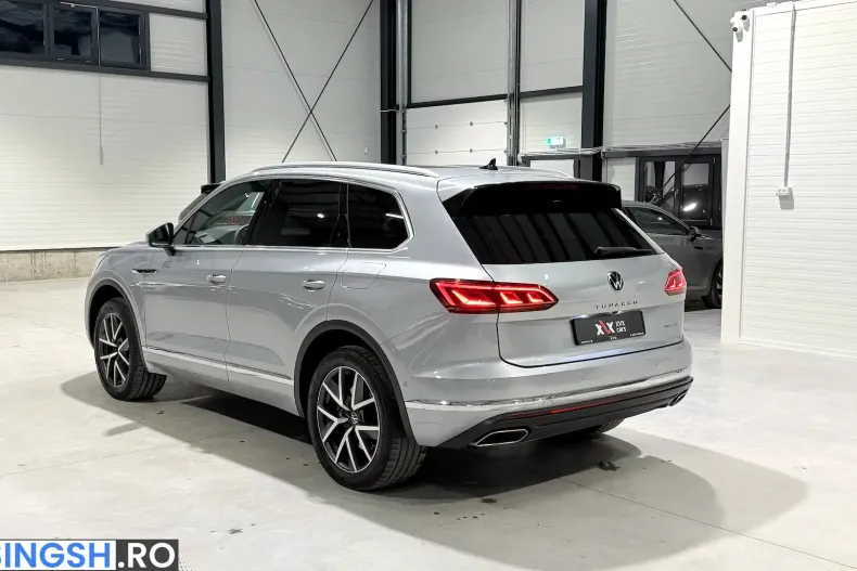 Volkswagen Touareg din 2021 cu 87.666 km - oferta VOL241169 - foto 2